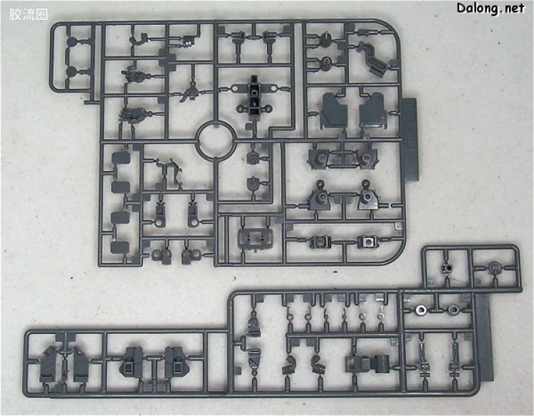 HGUC 普通版 057 RX-121-2A 高达TR-1[进阶型海兹尔] - 图片